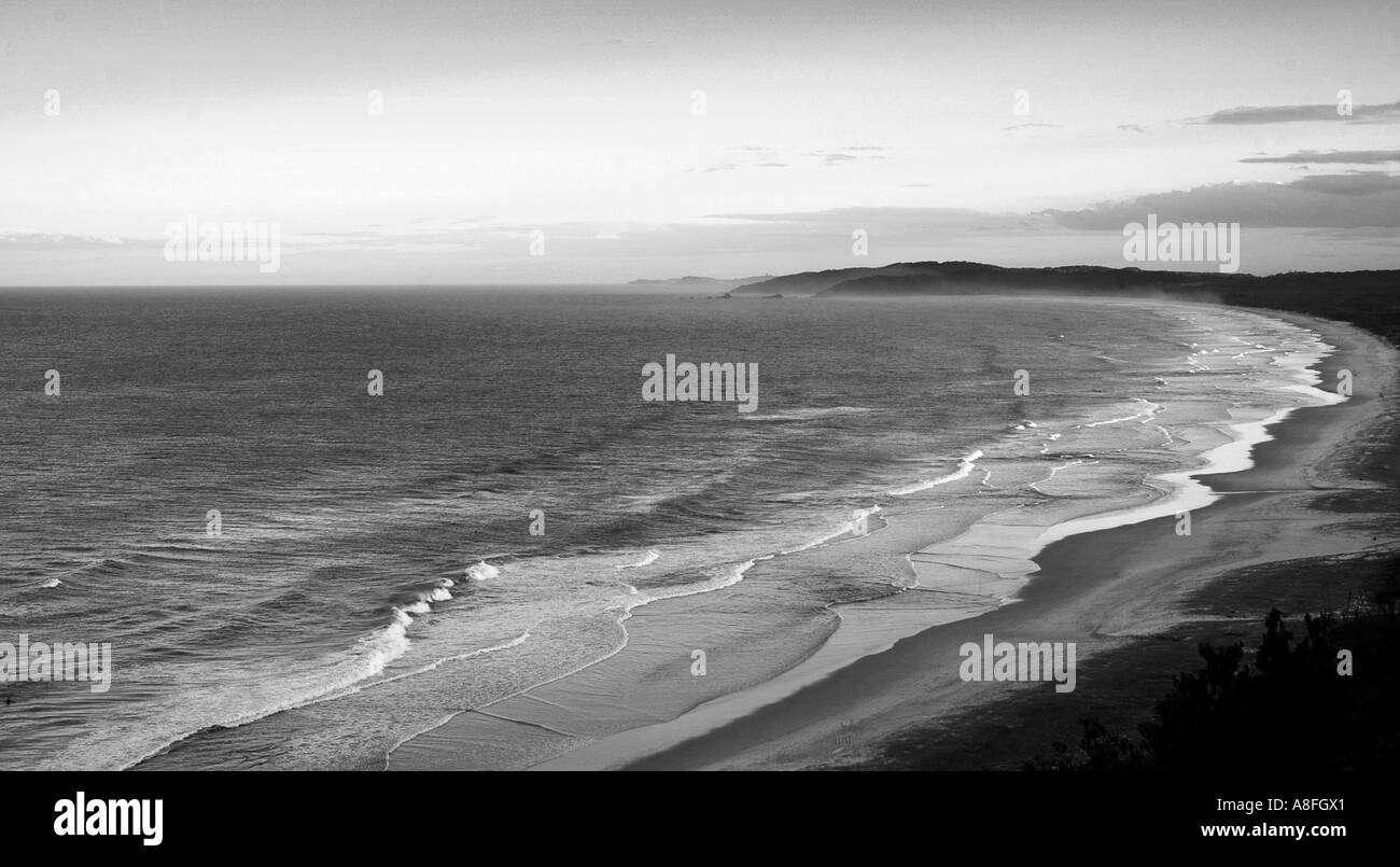 Surfers su Byron Bay Australia Foto Stock