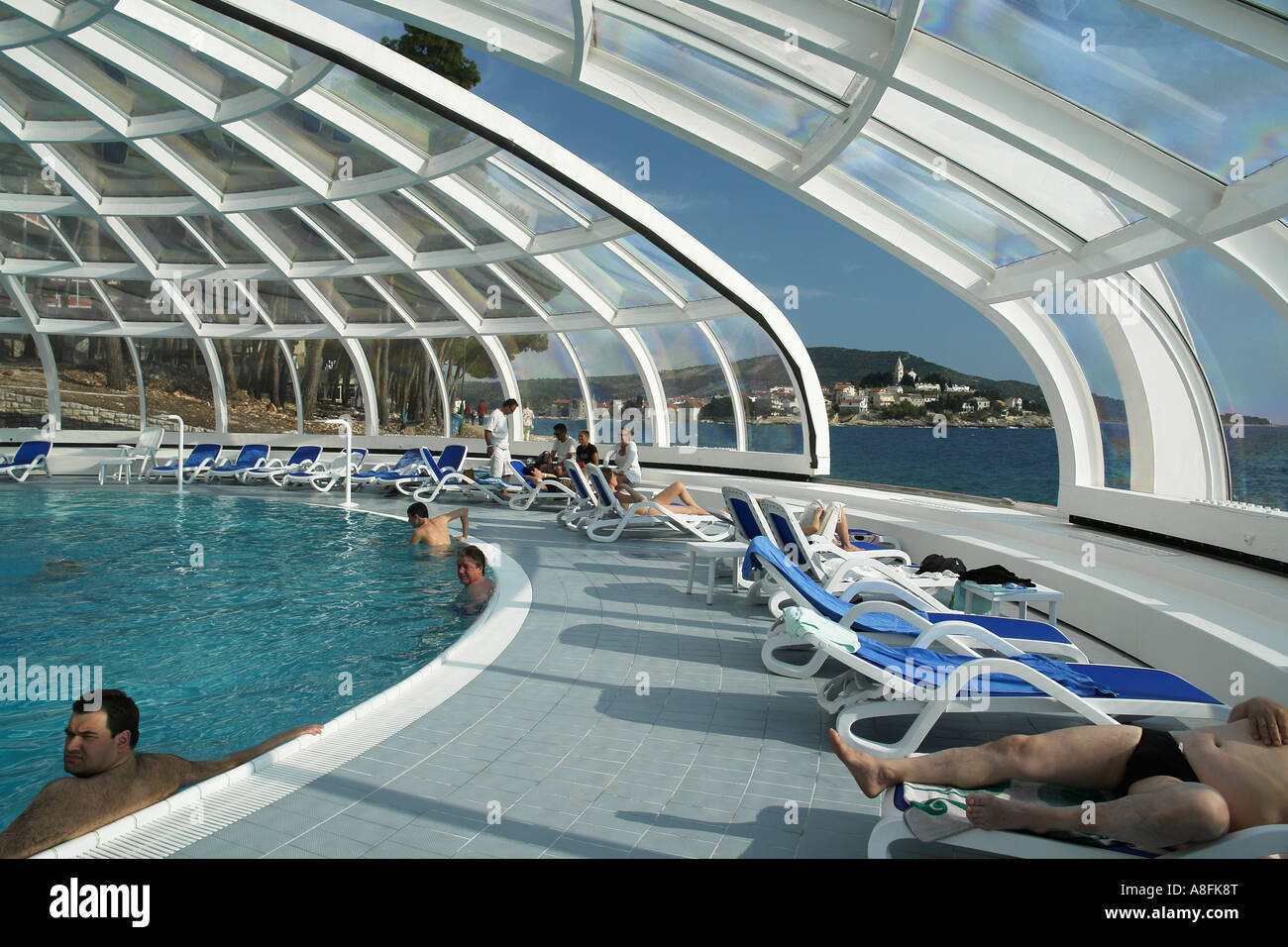 Azalea Hotel piscina esterna in Primosten Adria Dalmazia Croazia Foto Stock