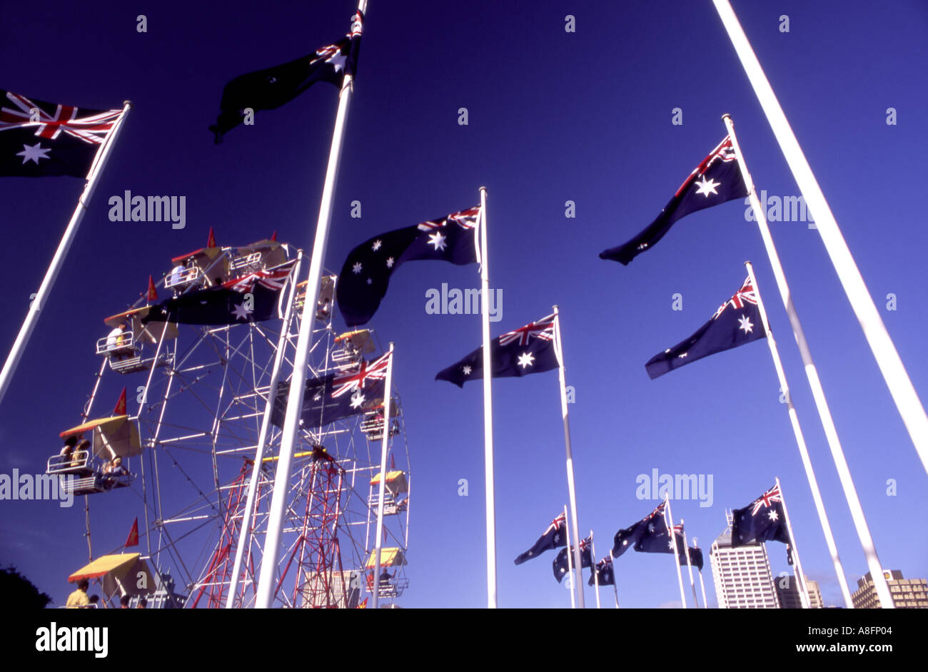 Un cavalletto di pennoni con bandiere australiano sul giorno Australia Brisbane Queensland Australia Foto Stock