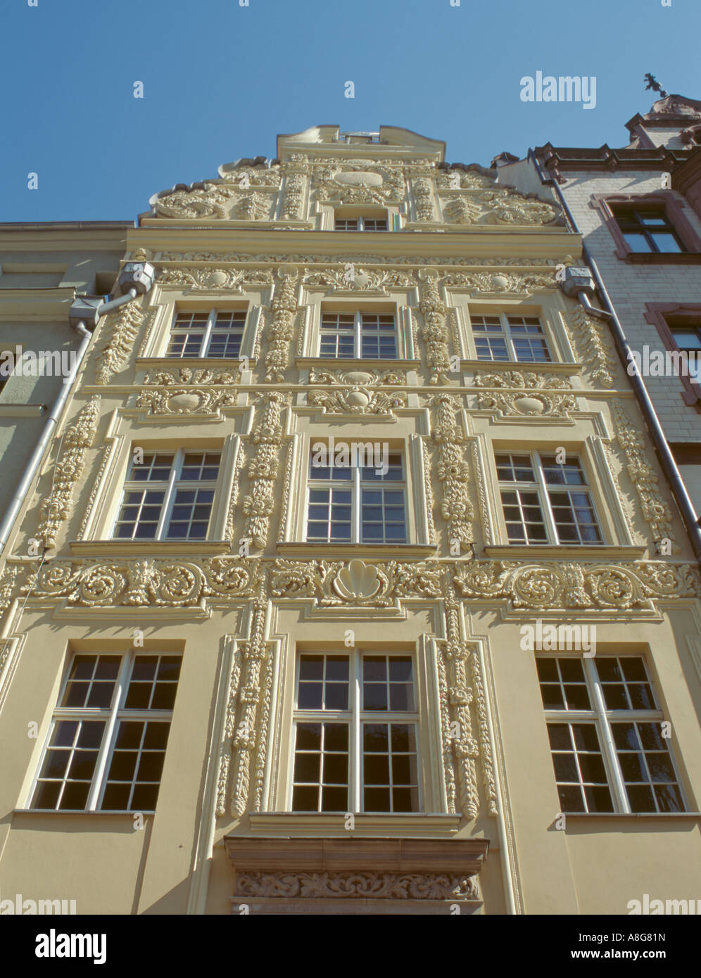 Kamienica pod gwiazda ( casa sotto la stella ), rynek staromiejski ( piazza della città vecchia ), Torun, Pomerania, Polonia. Foto Stock