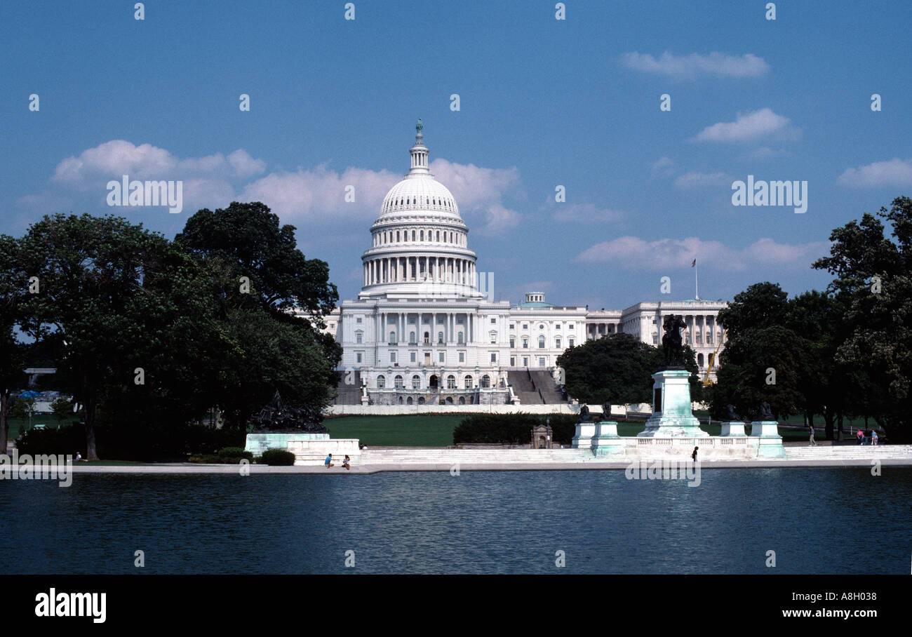 15091 il Campidoglio degli Stati Uniti che ospita il Congresso degli Stati Uniti Washington DC Foto Stock