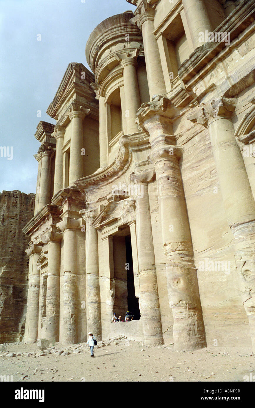 Il monastero (Al Deir) - Petra GIORDANIA Foto Stock