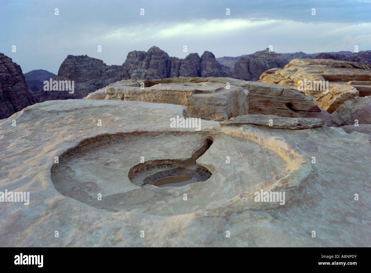 Alto luogo sacrificale - Petra, Giordania Foto Stock