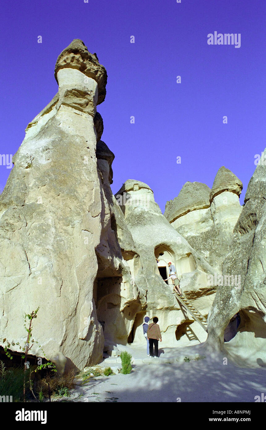 Camini di Fata - Zelve Valley, Goreme, Cappadocia TURCHIA Foto Stock
