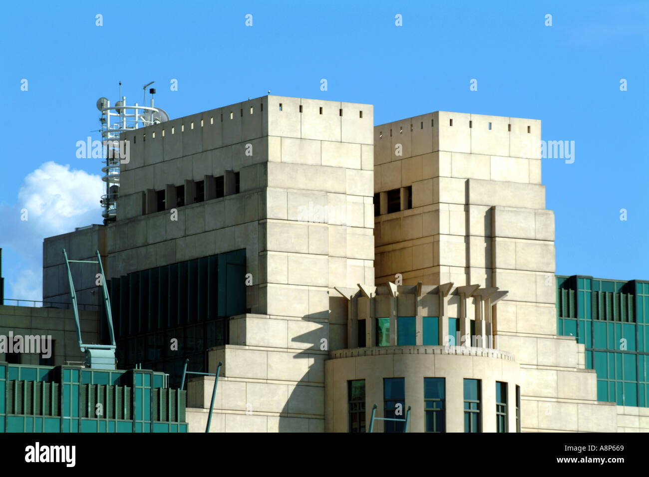Mi6 MI6 uffici di spionaggio MI5 edificio Foto Stock