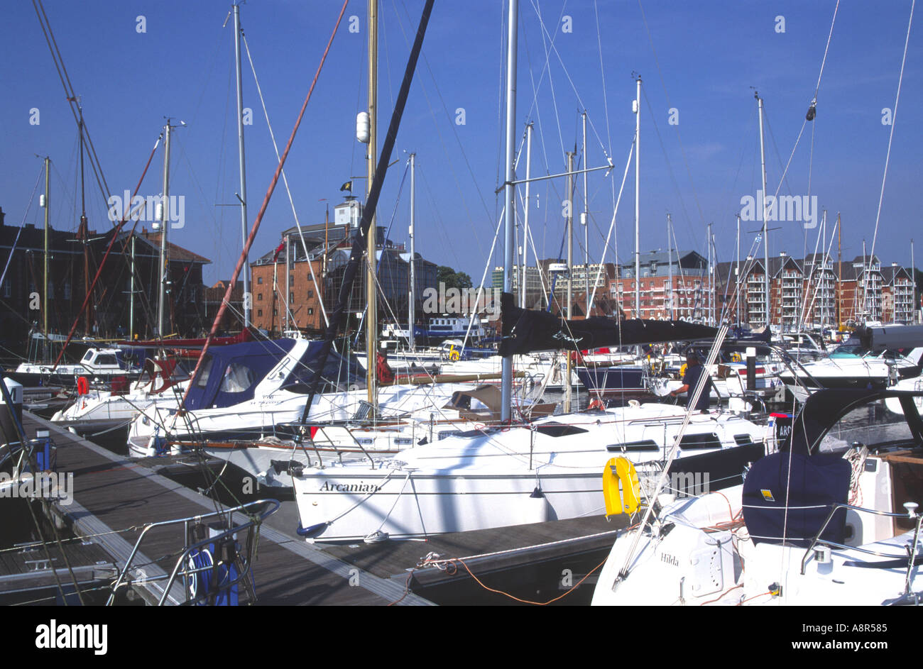 Ipswich darsena di riqualificazione urbana Suffolk imbarcazioni al ormeggi Foto Stock