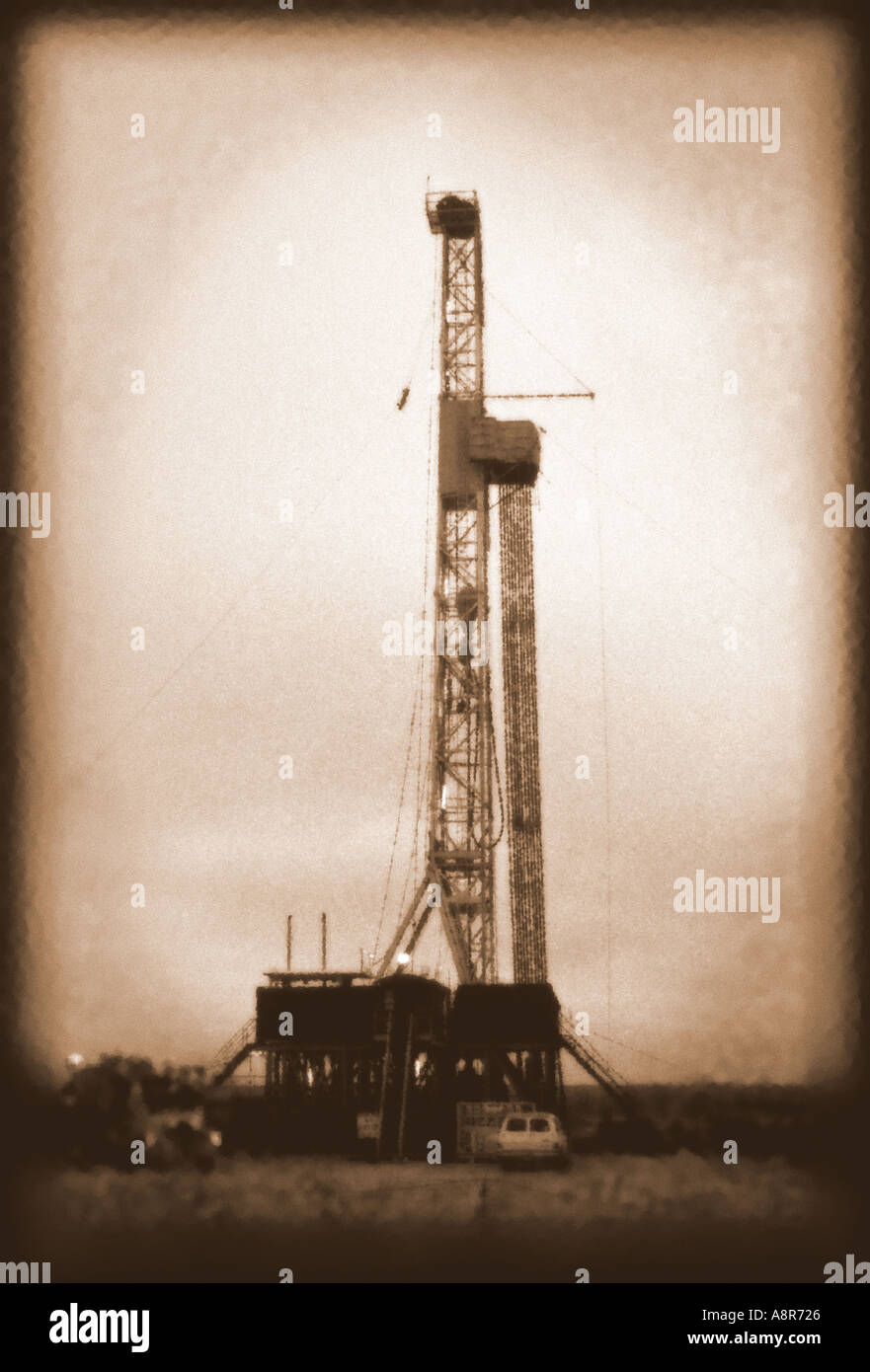 L'esplorazione petrolifera Rig B&W versione Foto Stock
