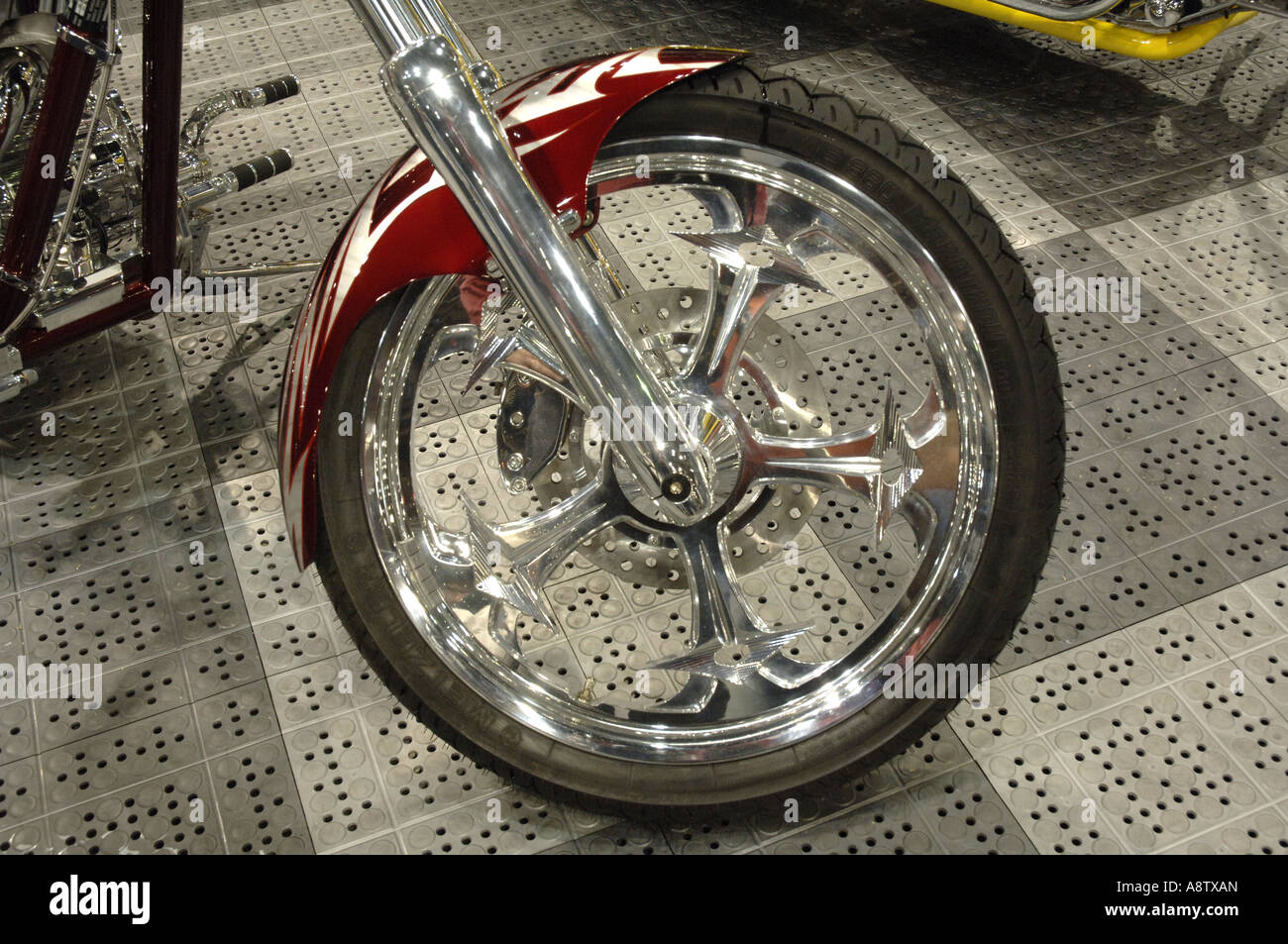 Javits Center NY Motorcycle Show Custom ruota chopper. Foto Stock