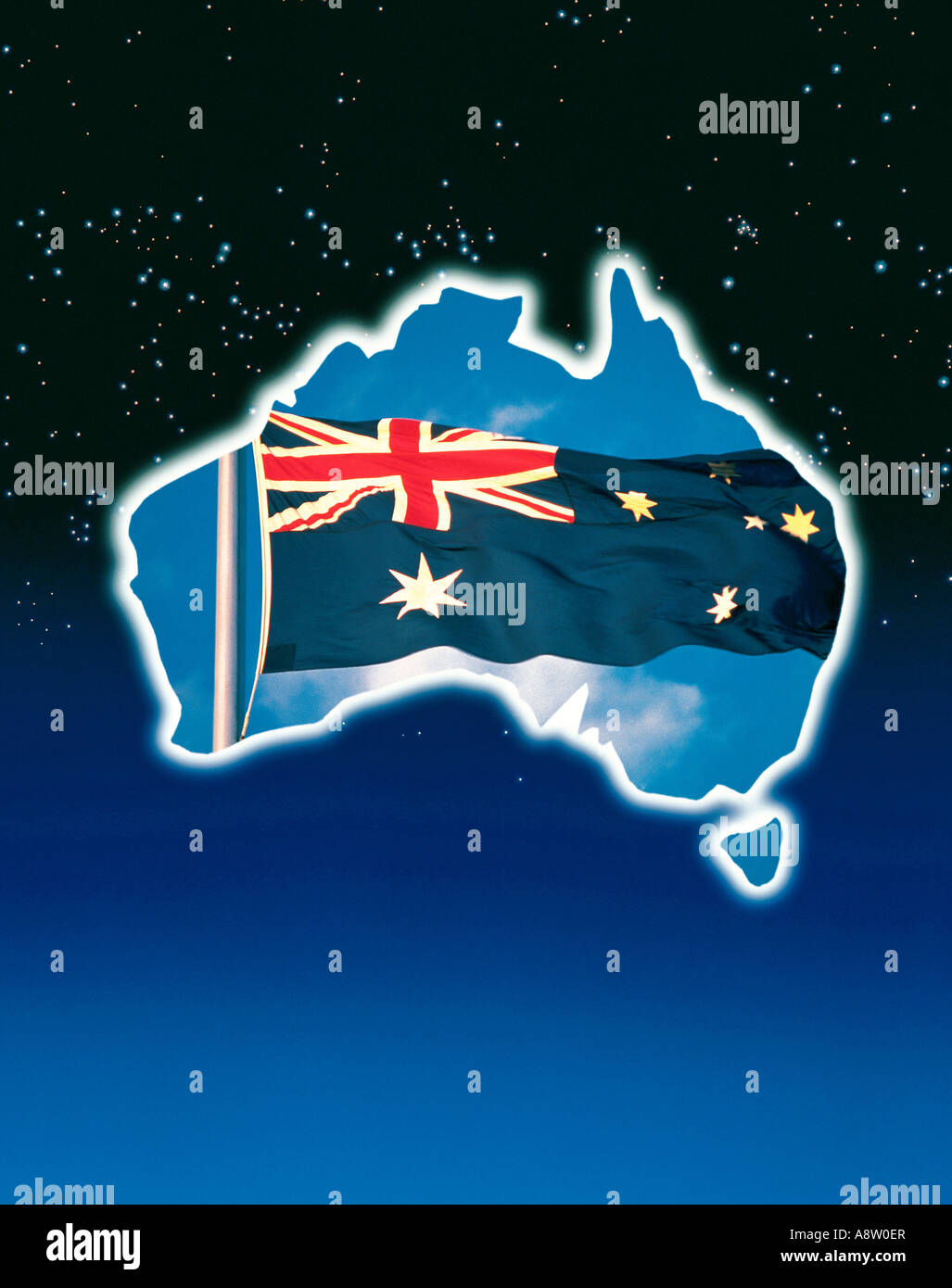 Concetto. Bandiera australiana nel profilo del continente australiano contro il cielo stellato. Foto Stock