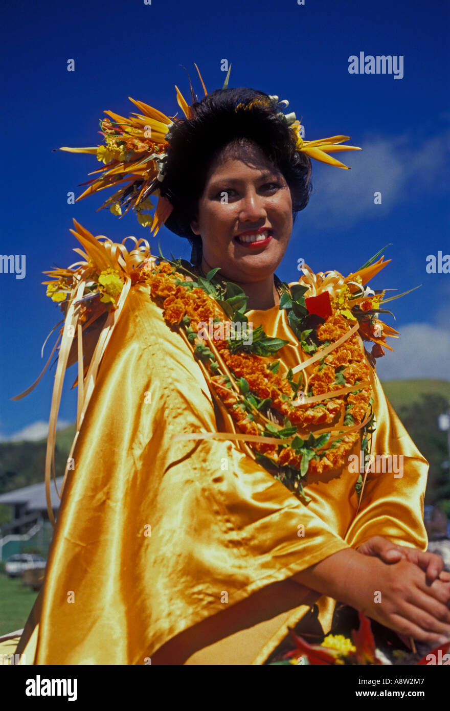 1, una donna hawaiano, donna adulta, contatto visivo, vista frontale, mezza lunghezza, ritratto, Paniolo Parade Festival Aloha, Waimea, Isola delle Hawaii, Hawaii Foto Stock