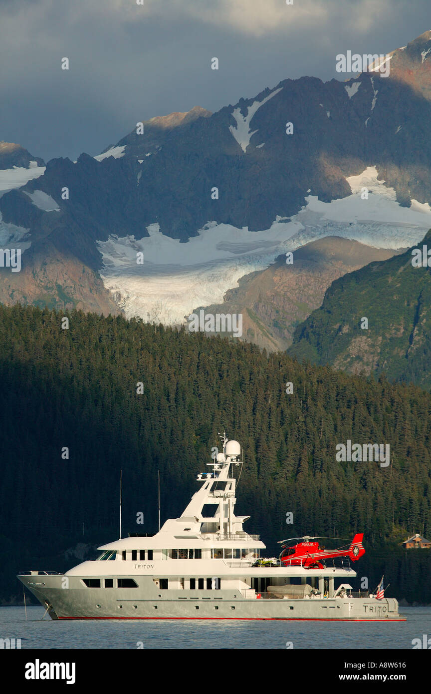 Lo yacht Triton nella Risurrezione Bay Seward Alaska Foto Stock