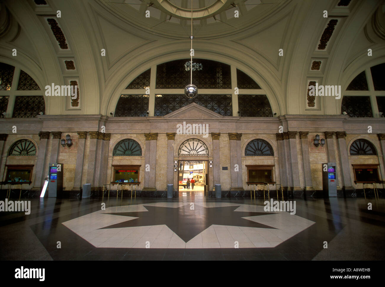 Corridoio, reception, franca stazione ferroviaria, la stazione ferroviaria, la stazione ferroviaria, la ferrovia, progettato da pedro muguruza, Barcellona, provincia di Barcellona, Spagna, Europa Foto Stock