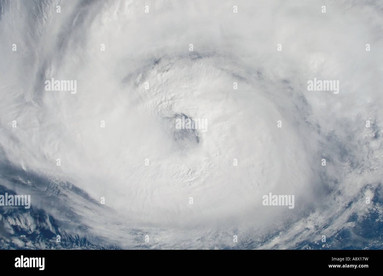 Uragano Gordon fotografata da uno dei membri dell'equipaggio a bordo della navetta spaziale Atlantis Foto Stock