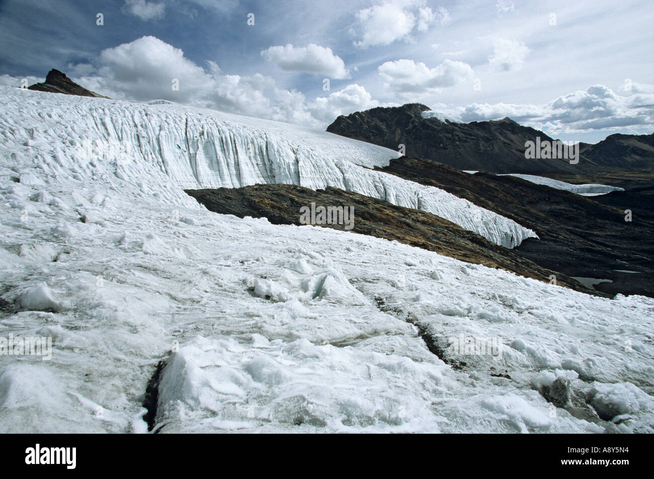 Ghiacciaio Pastoruri vista complessiva (Perù). Vue d'ensemble du ghiacciaio Pastoruri (Pérou). Foto Stock