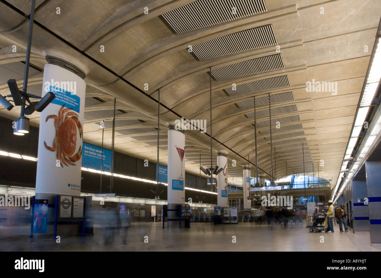 Stazione metropolitana di Canary Wharf Jubilee Line Extension Londra Foto Stock