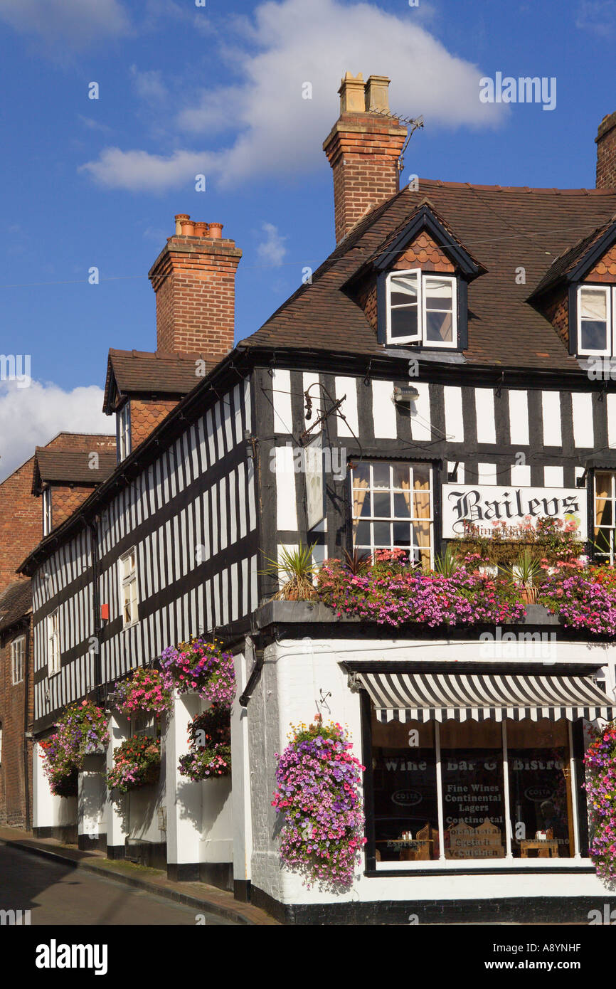 Nero e bianco edificio Bridgnorth Shropshire Inghilterra Foto Stock