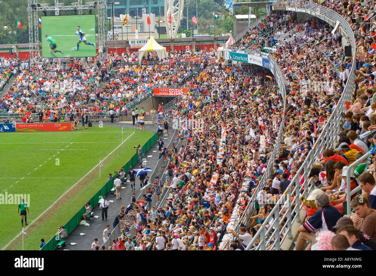 Tribune affollate Rugby Sevens Hong Kong 2007 Foto Stock