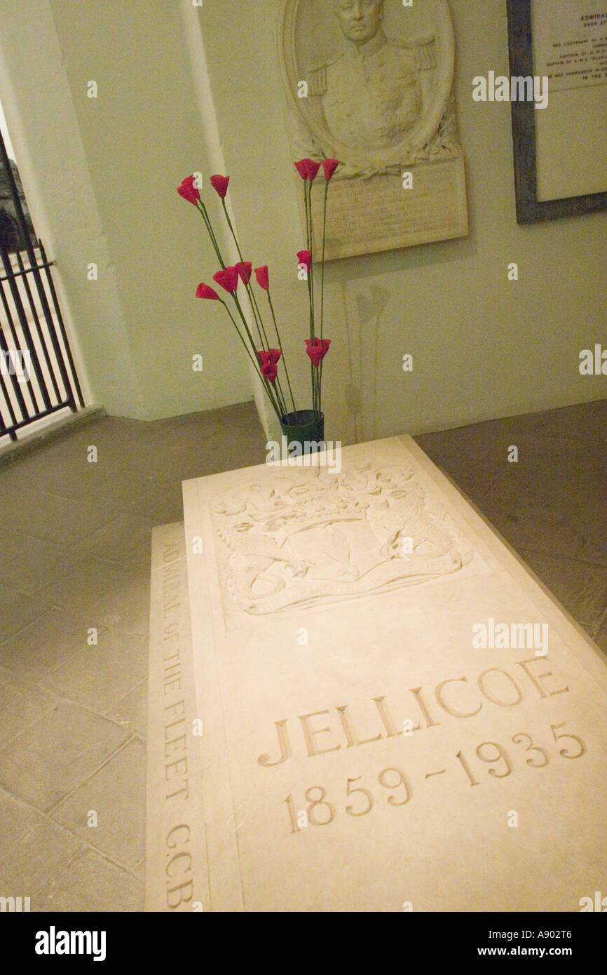 Luogo di sepoltura del Signore Jellicoe 1859-1935 nella Cripta della Saint Paul Cathedral Londra GB UK Foto Stock