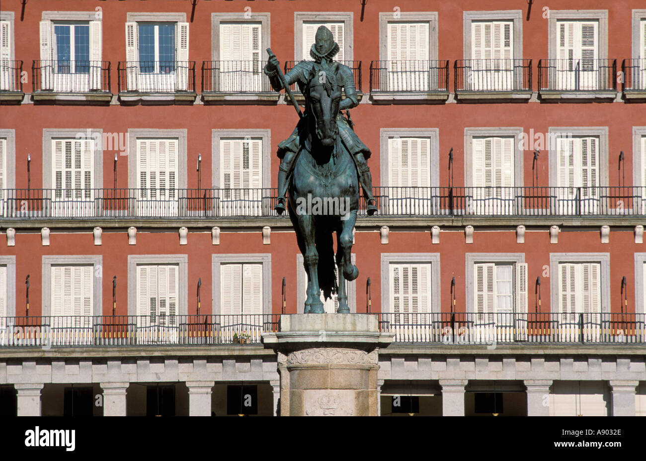 Statua di Felipe III Plaza Mayor Madrid Spagna Foto Stock