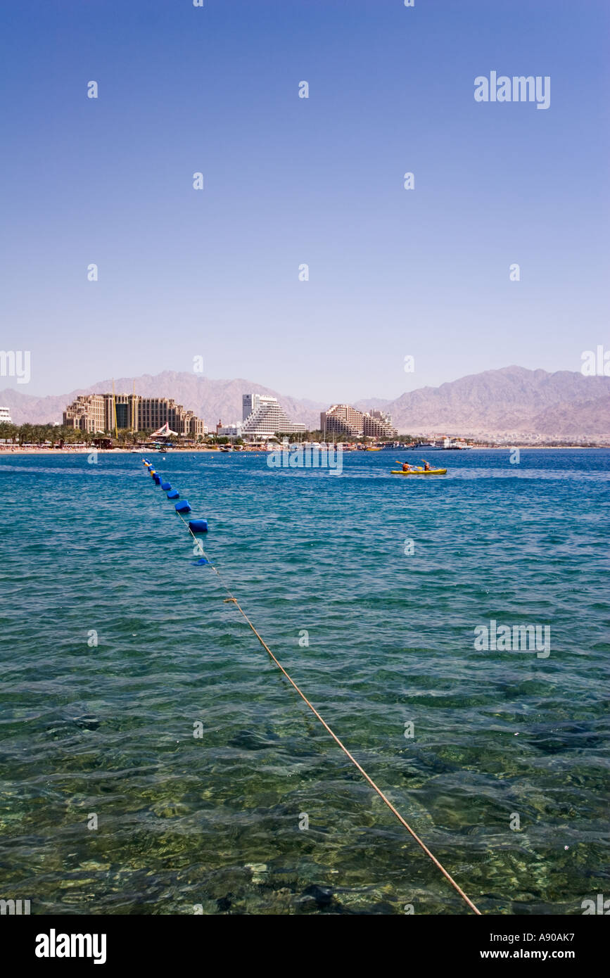 Eilat come visto dal mare Foto Stock