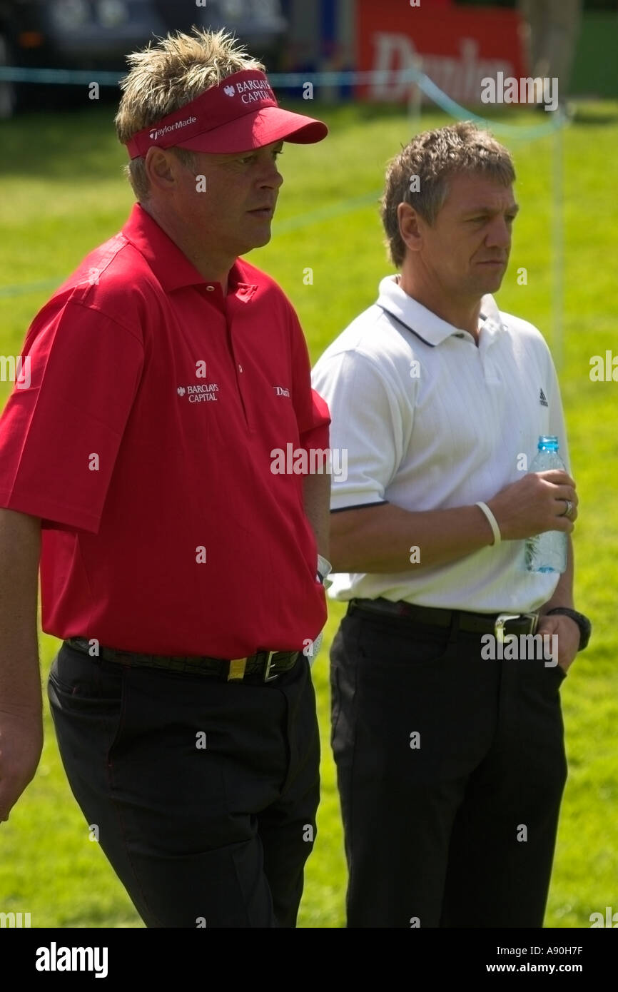 Darren Clarke e Steve Golf golfista professionista di golf torneo Masters master british putter club pattini a ricircolo di sfere Foto Stock