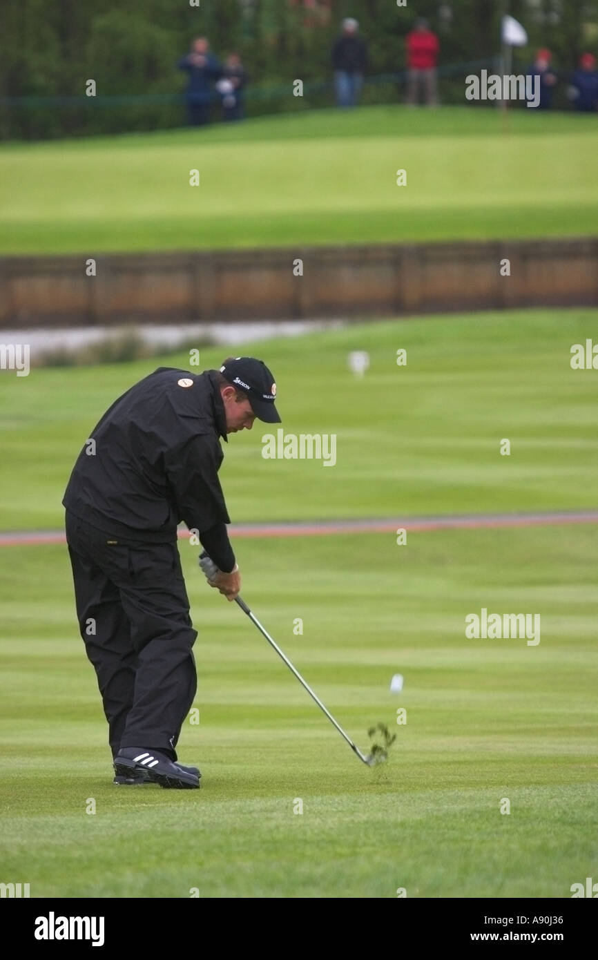 Brian Davis Golf golfista professionista di golf torneo Masters master british putter club pattini a ricircolo di sfere pioggia rainin Foto Stock