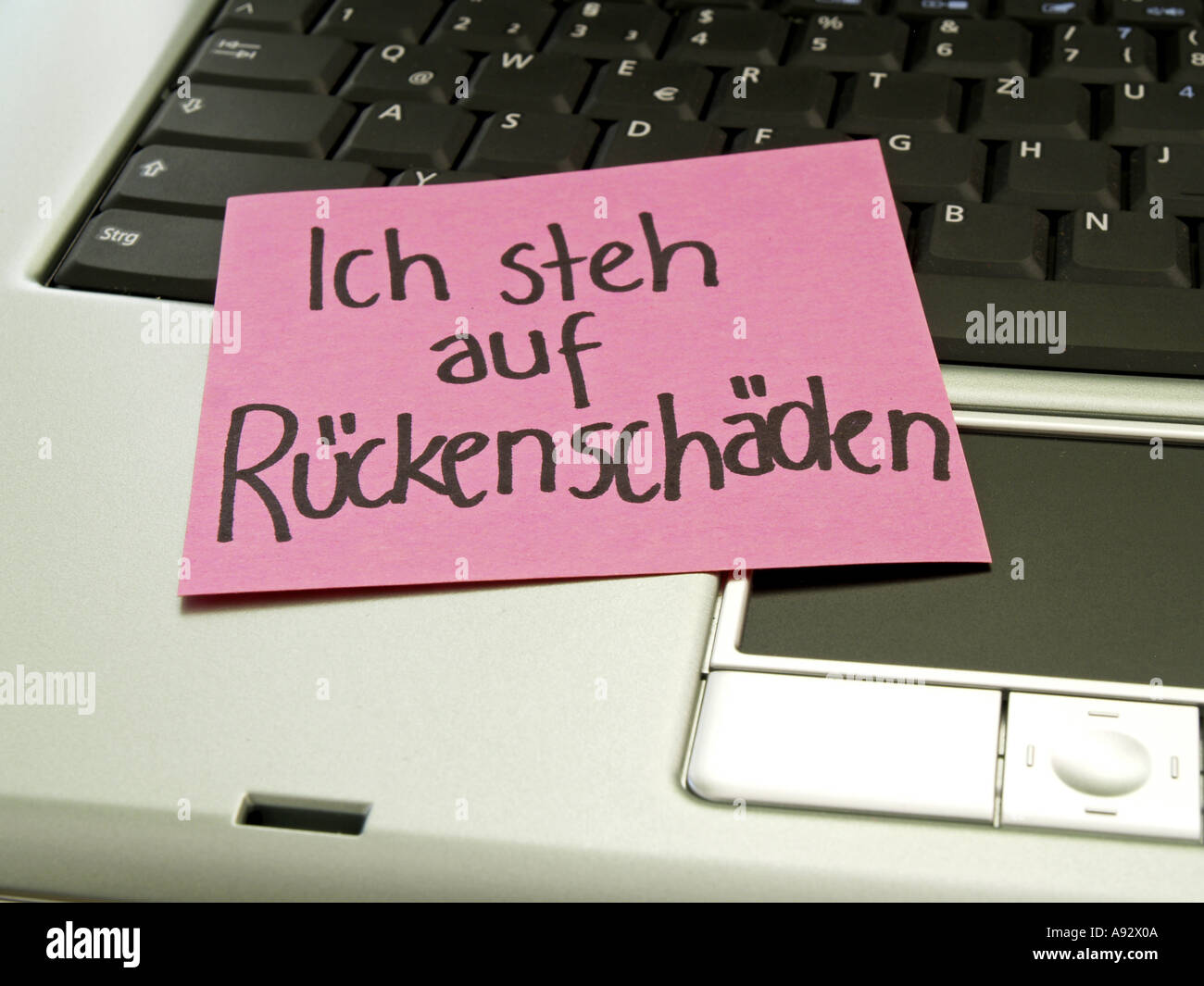 Nota memo sul notebook, mi piace un male indietro Foto Stock