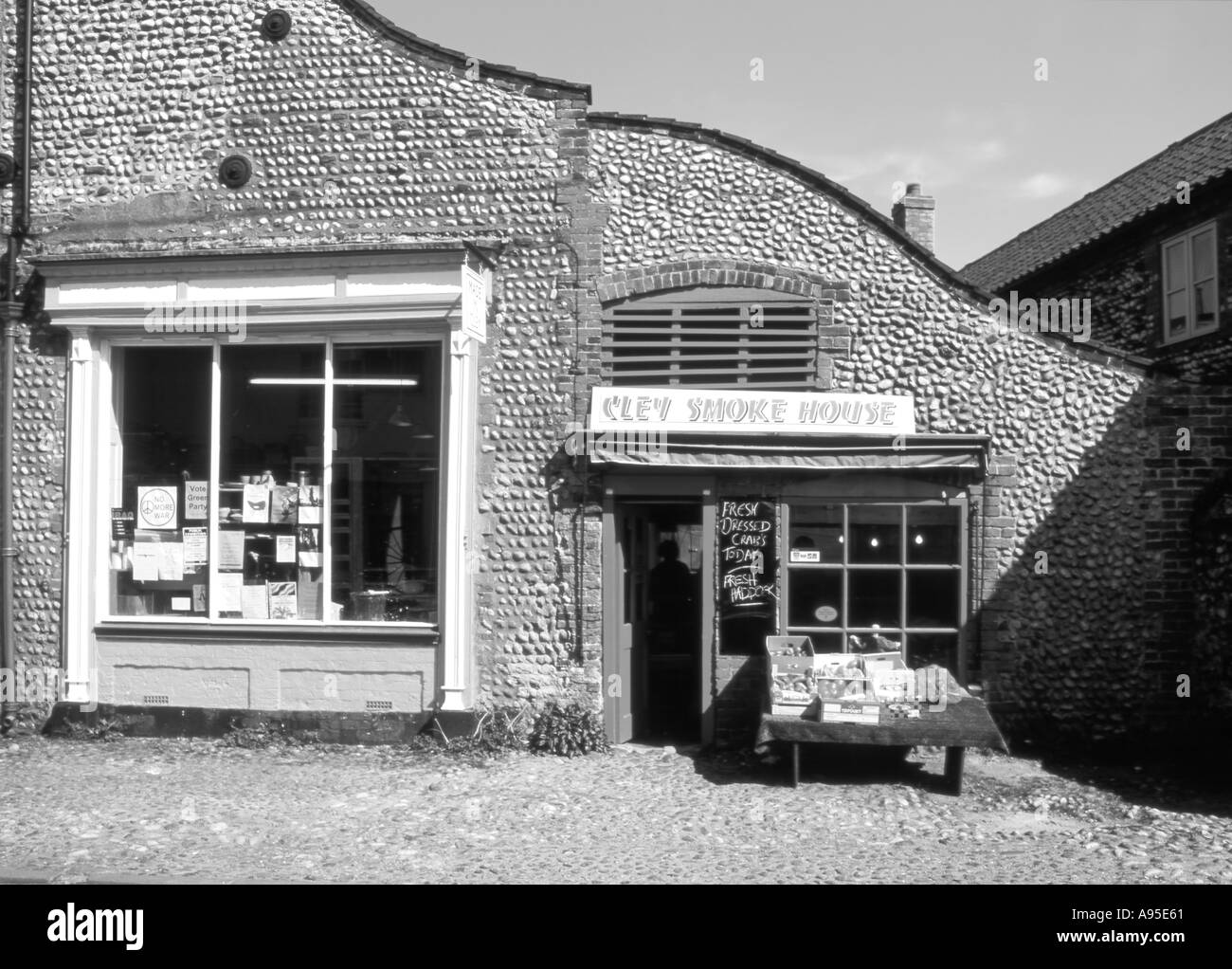 Negozio di paese Cley Norfolk Inghilterra Foto Stock