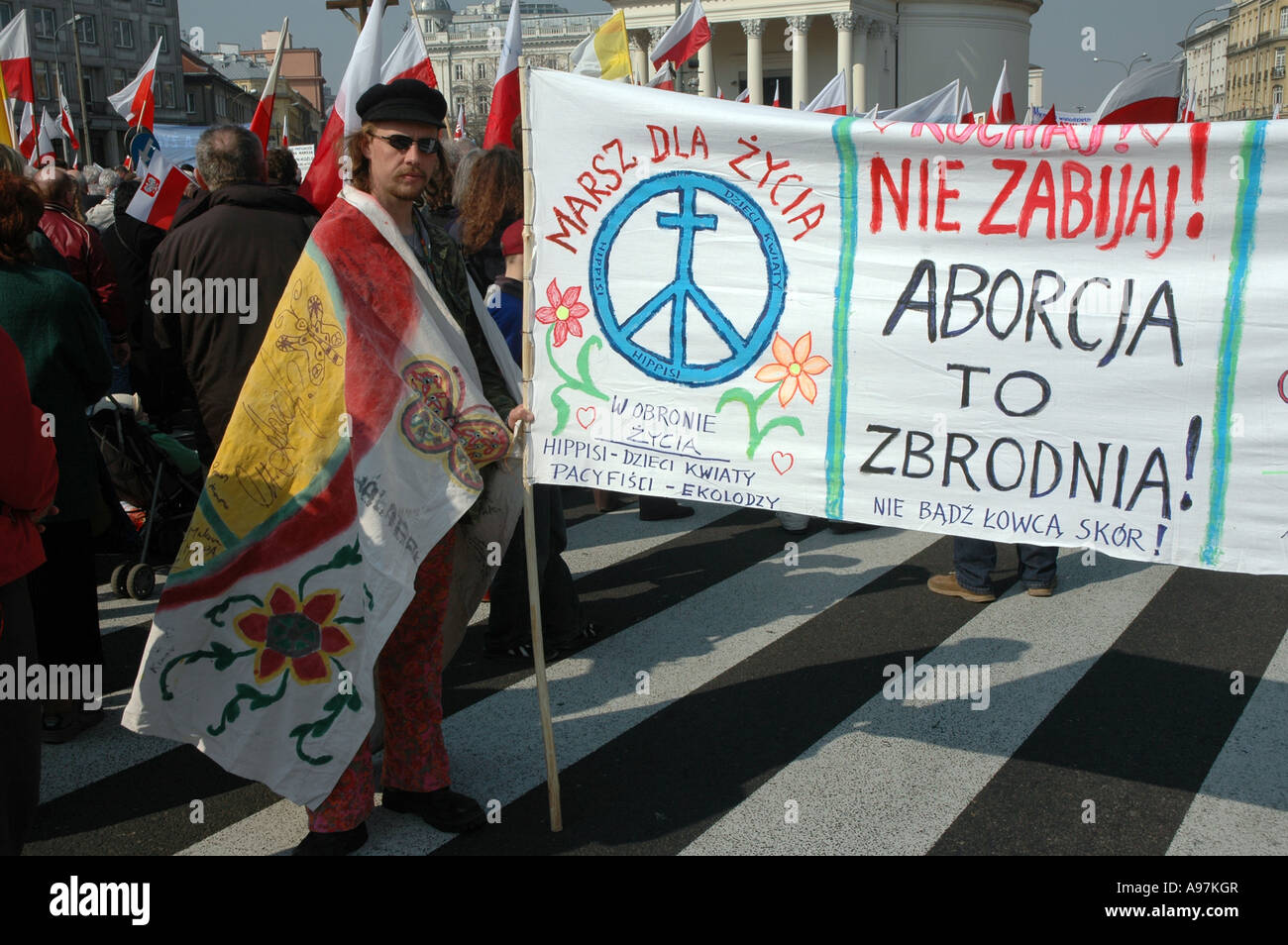 Messa prima di anti-aborto dimostrazione a Varsavia in Polonia. 'Non uccidere! L aborto è un crimine!" - disse la frase. Foto Stock