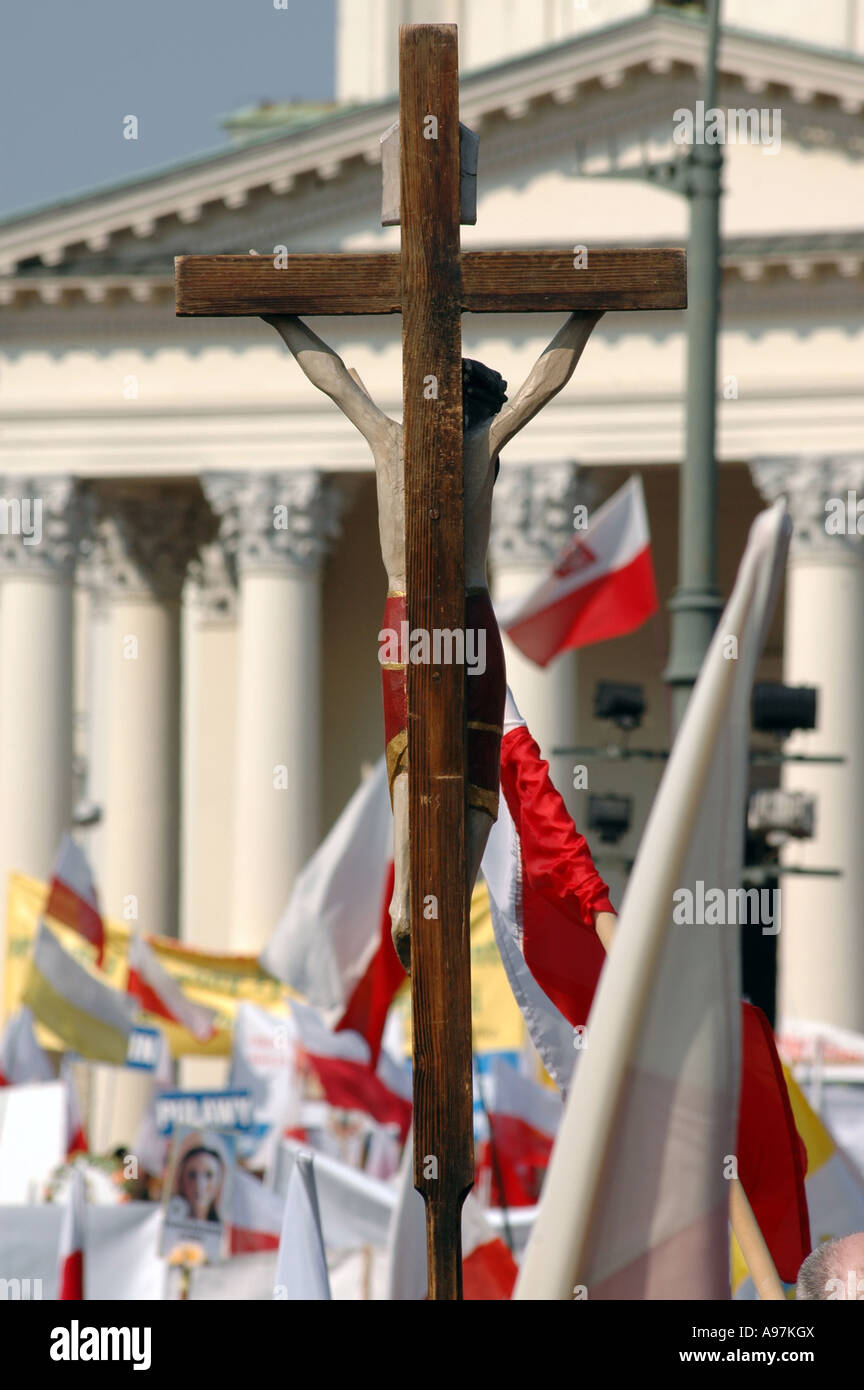 Messa nella chiesa di Sant'Alessandro prima di anti-aborto dimostrazione a Varsavia, Polonia Foto Stock
