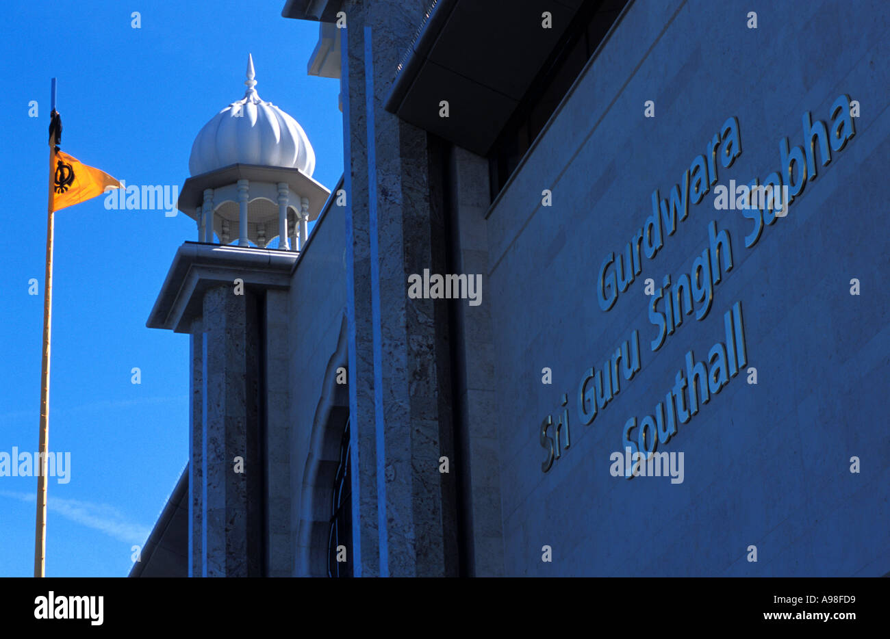 Tempio sikh o Gurdwara Southall Inghilterra. Il più grande tempio Sikh in Europa Foto Stock