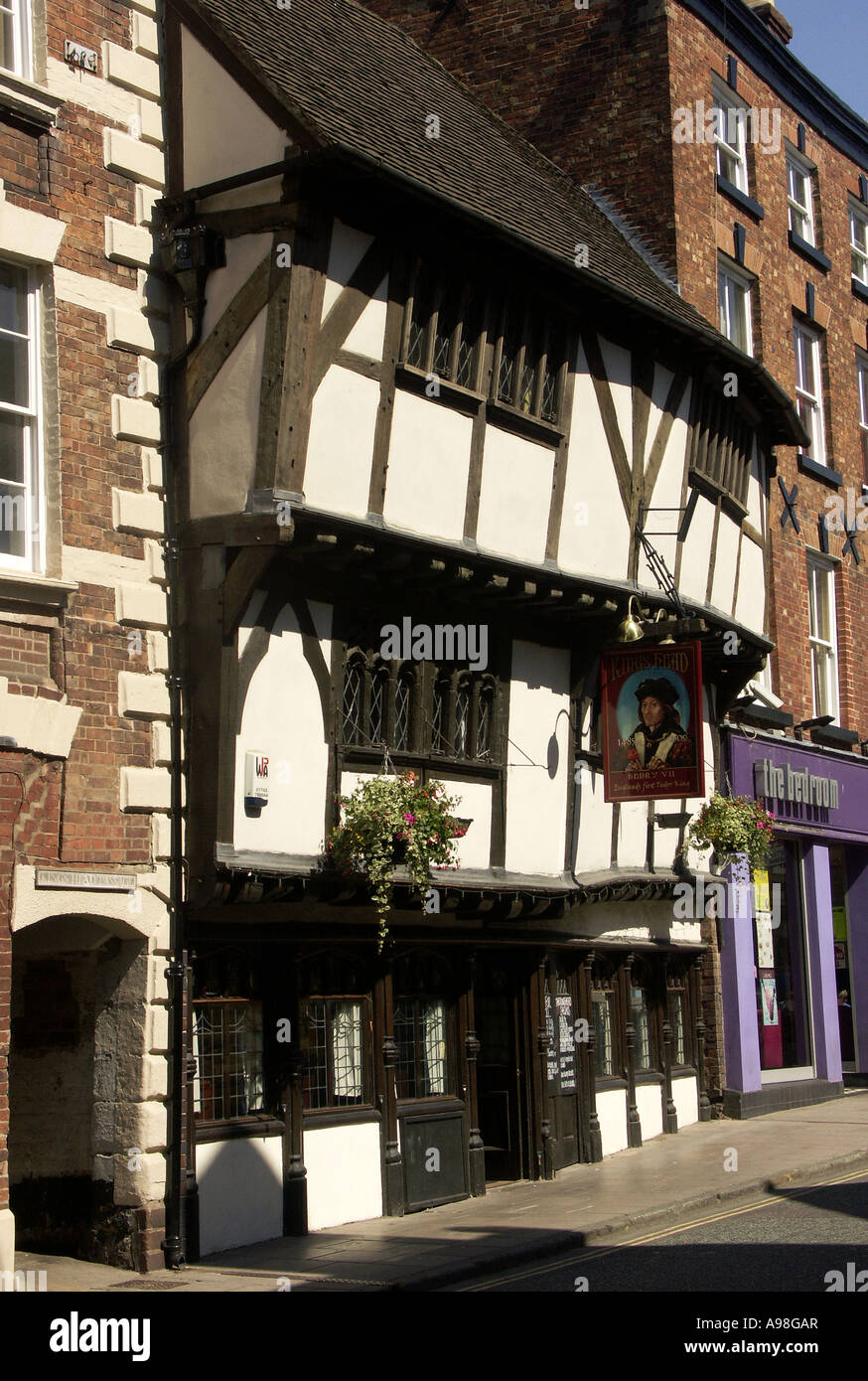 Il Kings Head, un edificio Tudor a Shrewsbury, Shropshire, Inghilterra, Regno Unito, Gran Bretagna, in Inghilterra, Regno Unito, Gran Bretagna Foto Stock
