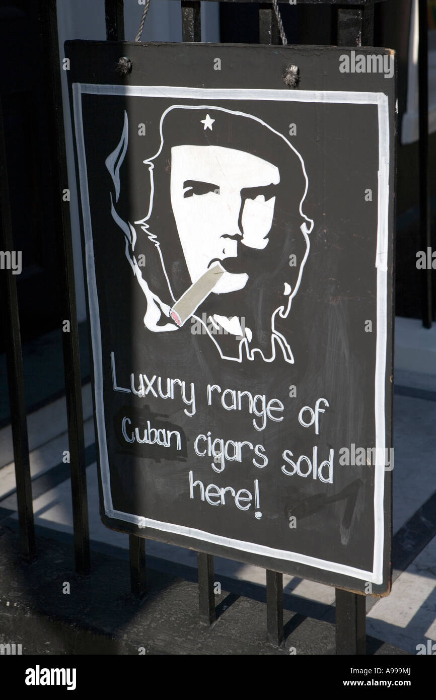 Shop segno per raffinati sigari cubani in Mayfair, Londra Foto Stock