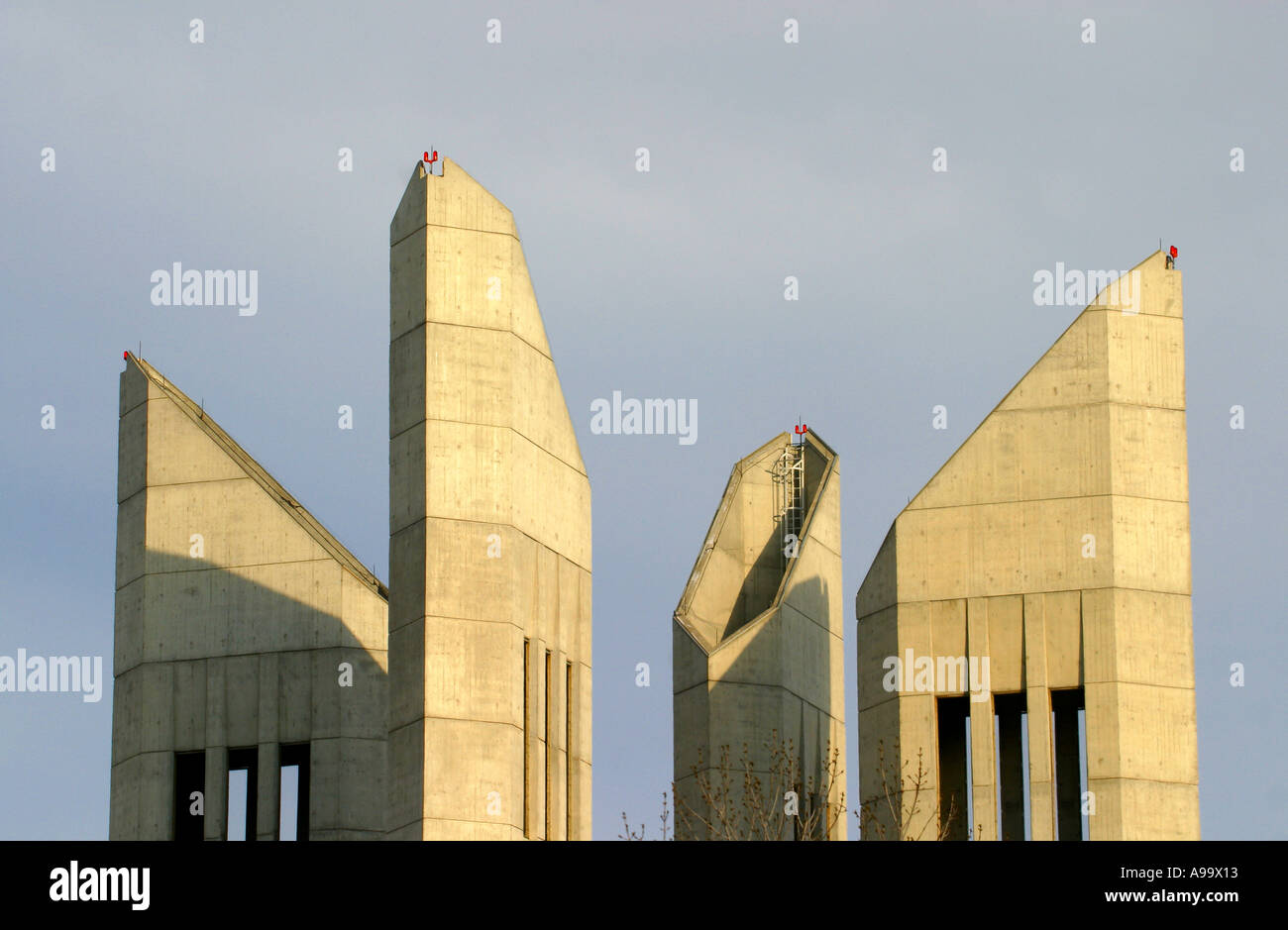 Torri verticali di una community college Foto Stock
