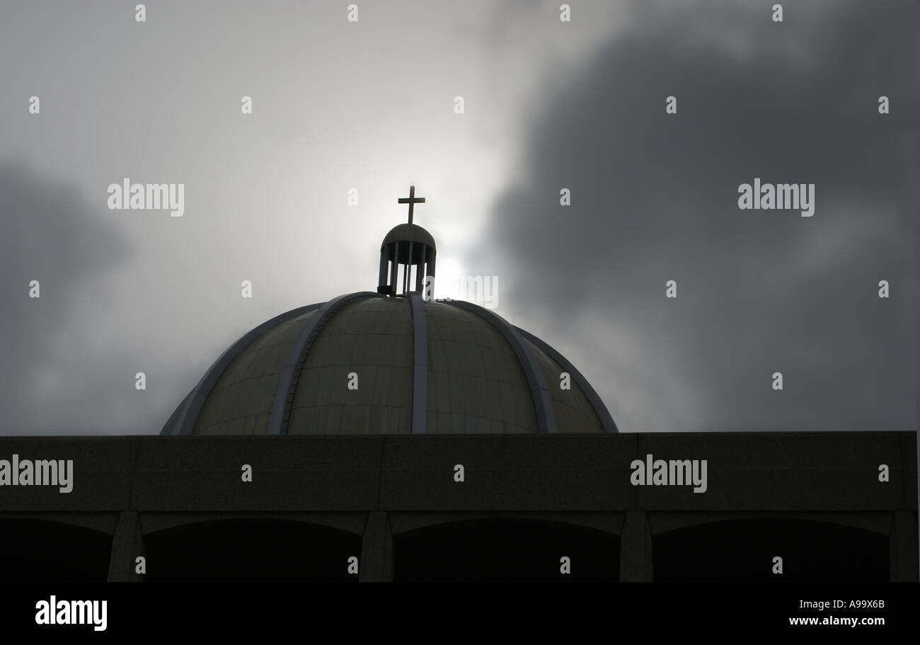 Chiesa Duomo e croce Foto Stock