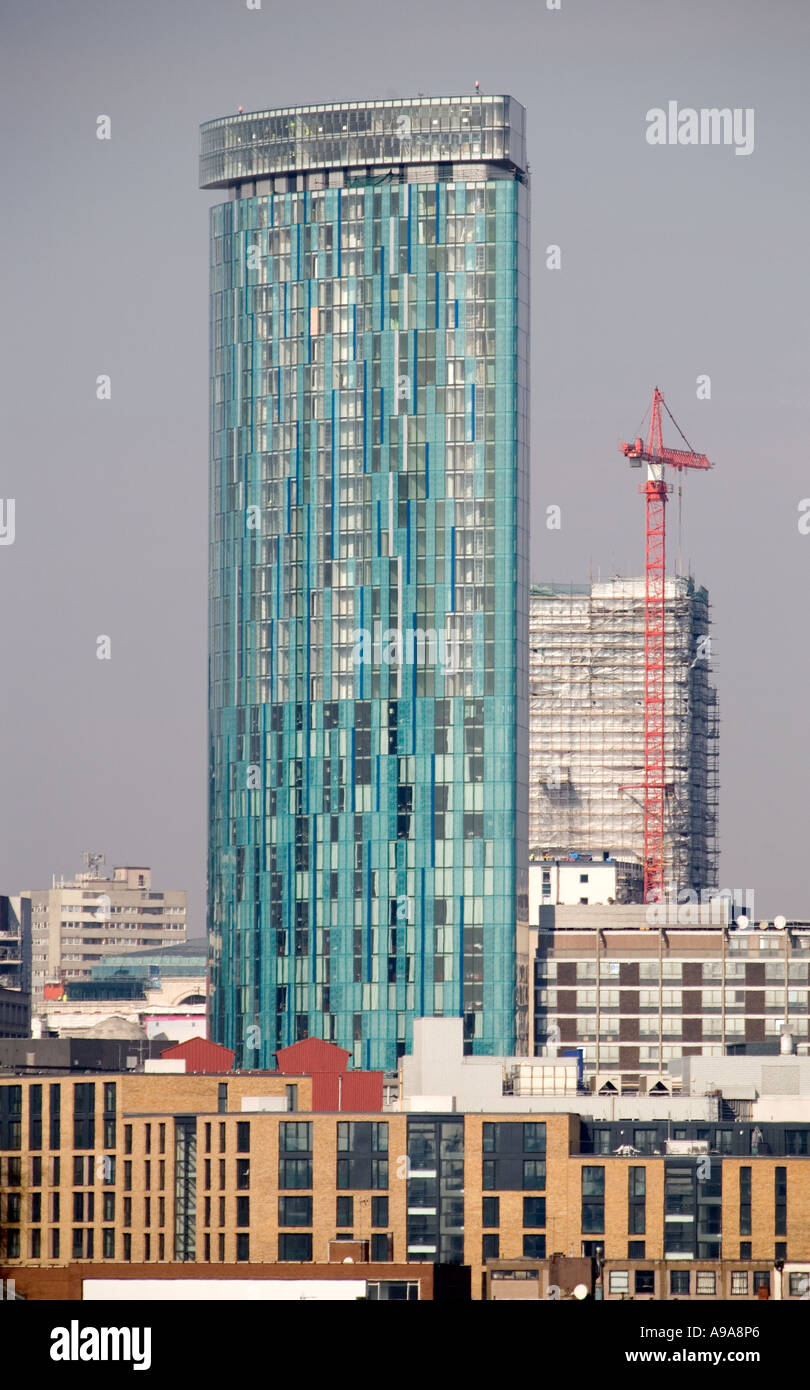 Una vista del nuovo Beetham Tower nel centro della città di Birmingham Inghilterra REGNO UNITO Foto Stock