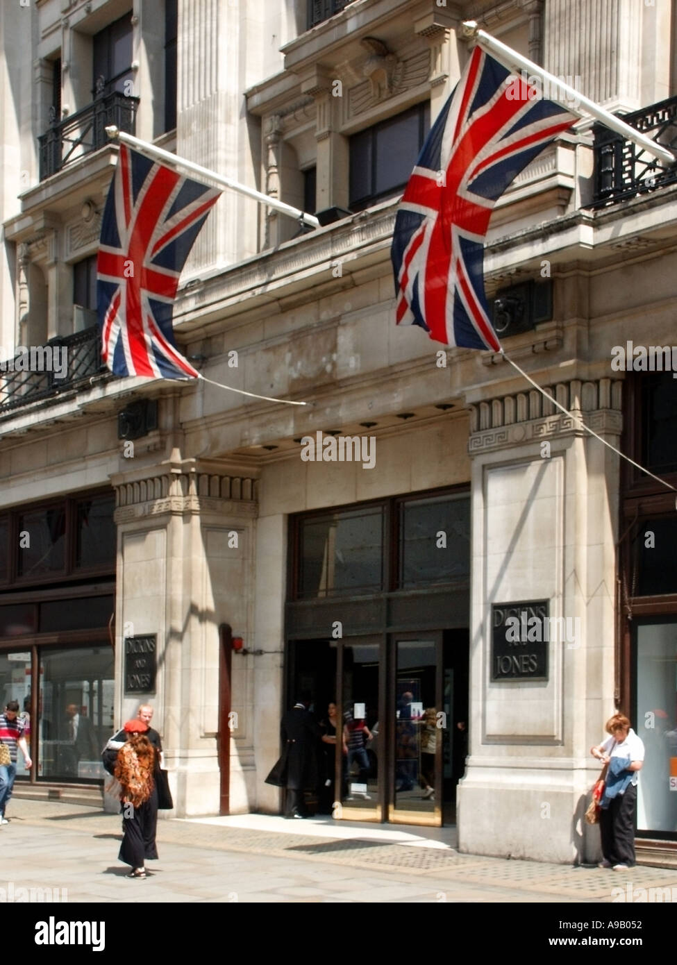 City of Westminster W1 Regent Street Dickens e Jones department store entrata principale Foto Stock