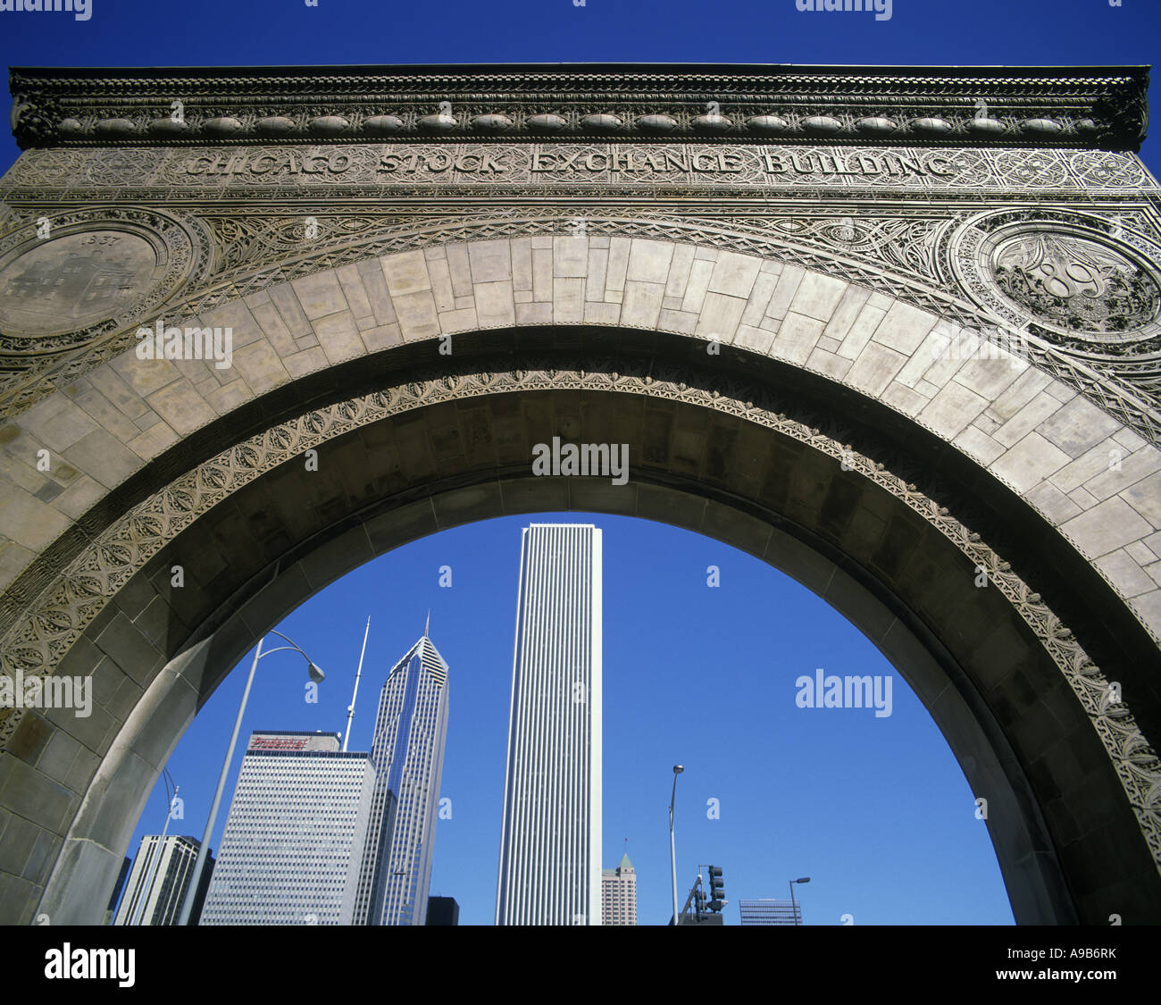OLD CHICAGO BORSA ARCH (©ADLER & SULLIVAN 1893) ART INSTITUTE OF CHICAGO ILLINOIS USA Foto Stock