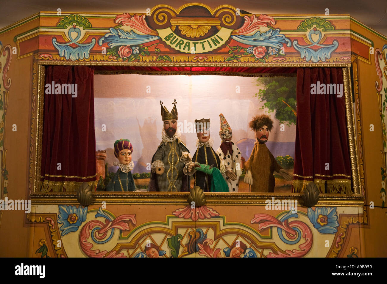 Artigianale di pupi siciliani al Teatromuseo dell Opera dei Pupi Cefalù Sicilia Italia Foto Stock