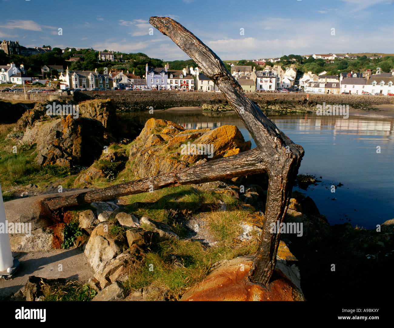 Portpatrick ancorare su Dorn Rock cercando di fronte a Baia Mare alberghi e casa di Rhins di Galloway Scotland Regno Unito Foto Stock