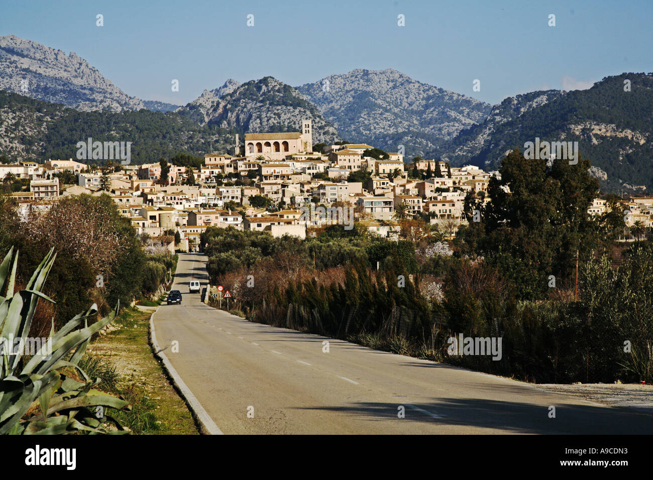 Il paese di Selva Mallorca nelle colline della Serra de Tramuntana Foto Stock