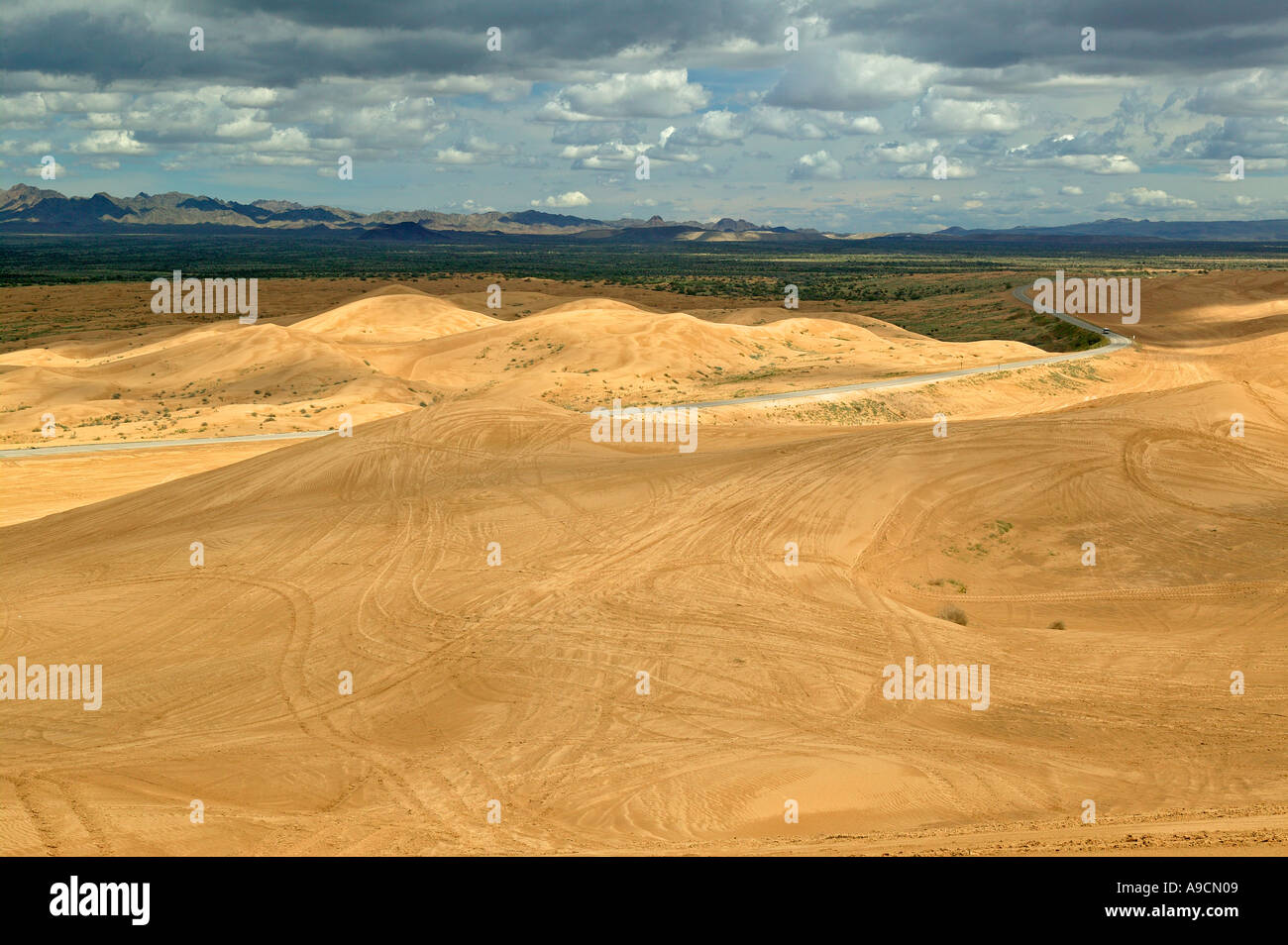 Route 78 e il fuoristrada area ricreativa del Imperial dune di sabbia Recreation Area della California del Sud Foto Stock
