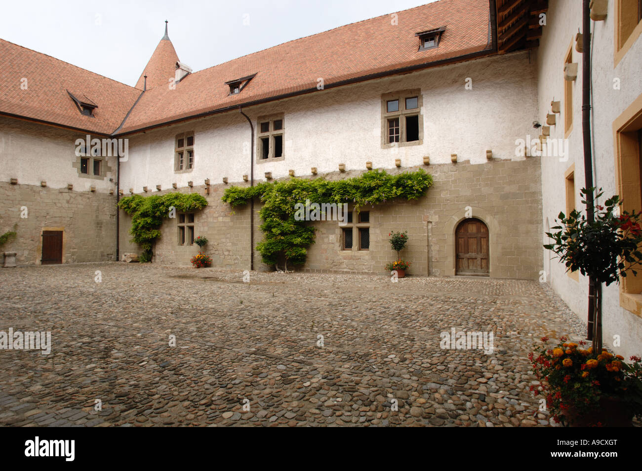 Cortile del Castello di Yverdon les Bains svizzera Foto Stock