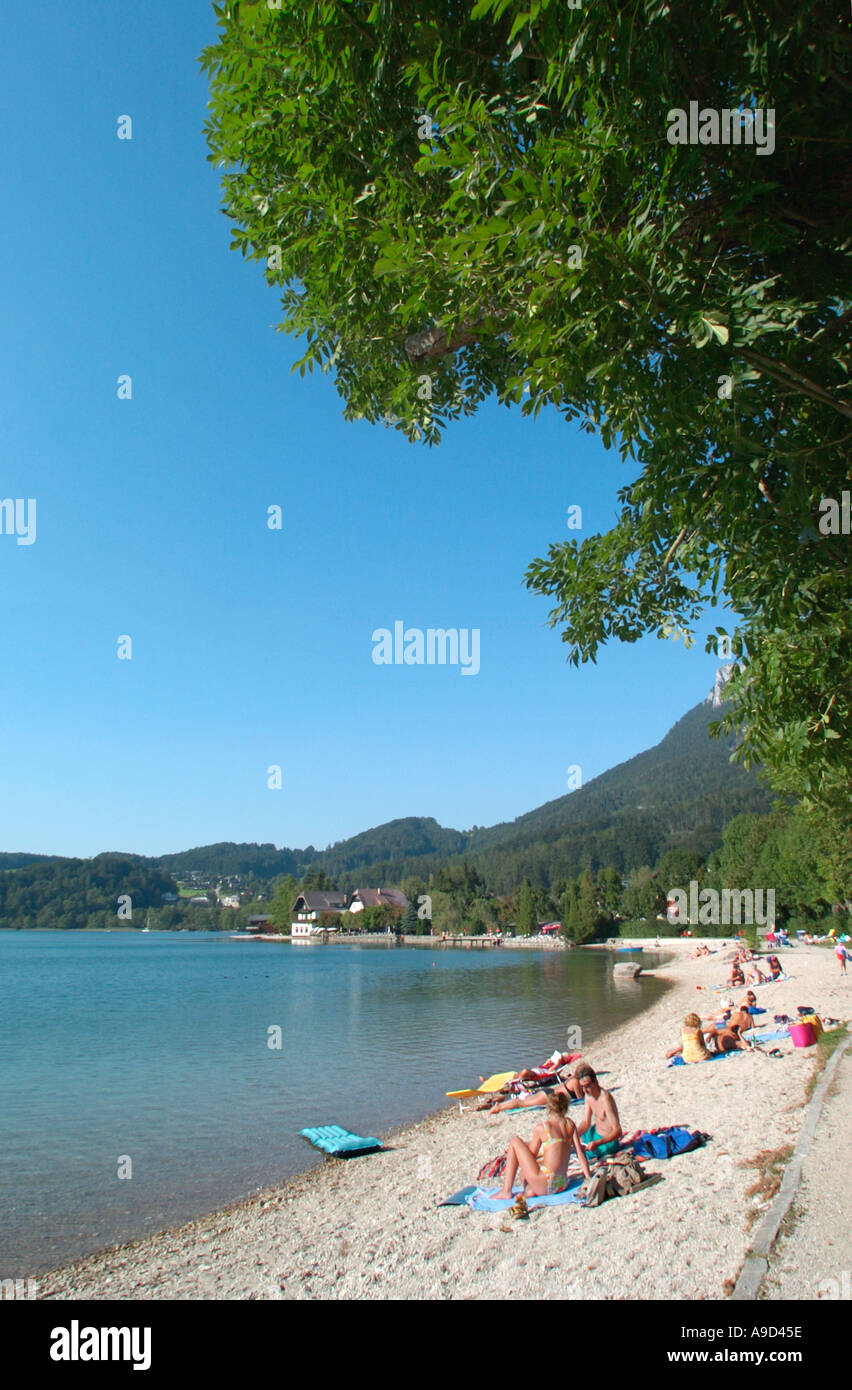 Spiaggia principale di Fuschl am See, il lago Fuschl, Austria Foto Stock