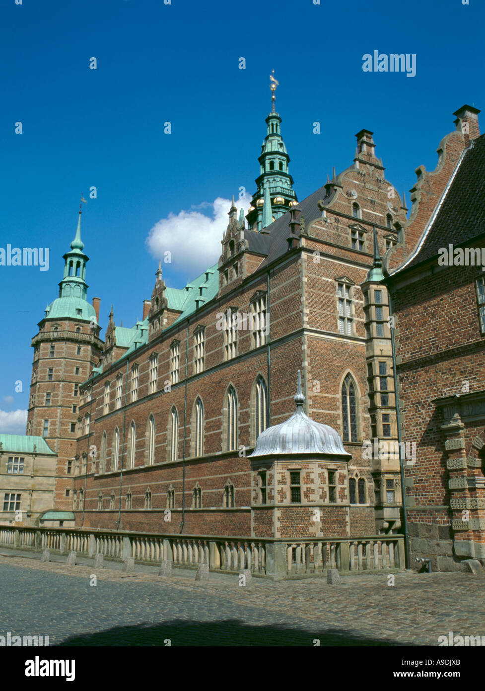 Frederiksborg Slot (castello), vicino a Hillerød, Fredriksborg, Sjaelland (Zelanda), Danimarca. Foto Stock