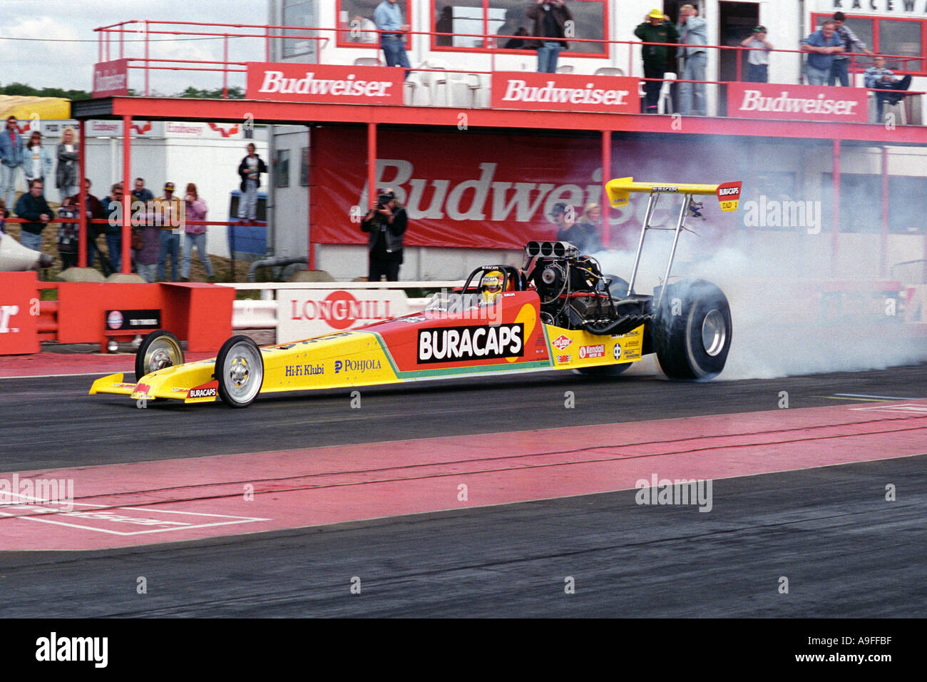 Alcool superiore drag racing car a santa pod raceway Inghilterra buracaps anita makela auto racing racingcar hot rod V8 racingcar auto che Foto Stock