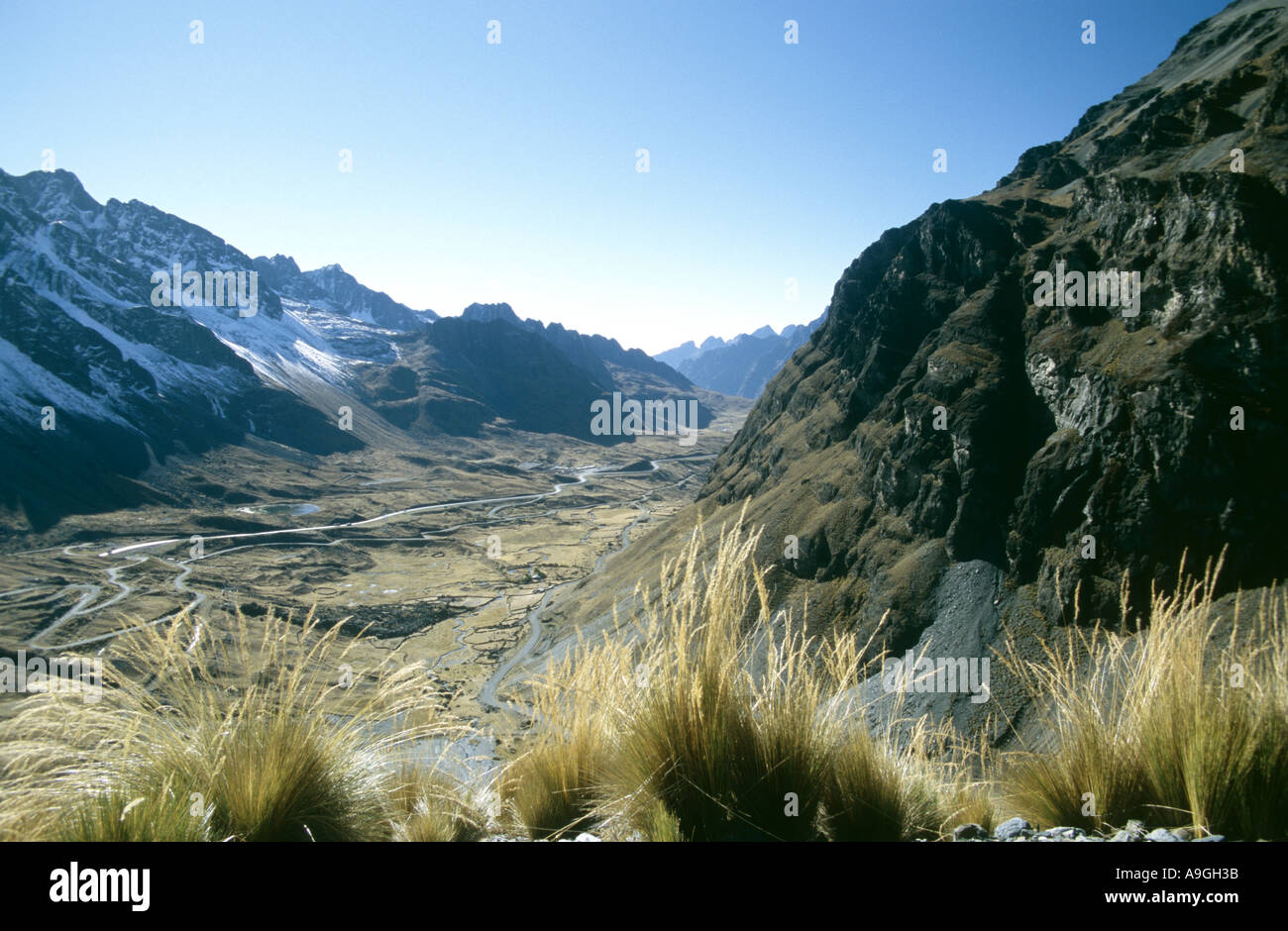 La Rinconada, famigerato street da La Paz a Coroico, Bolivia, Altiplano. Foto Stock