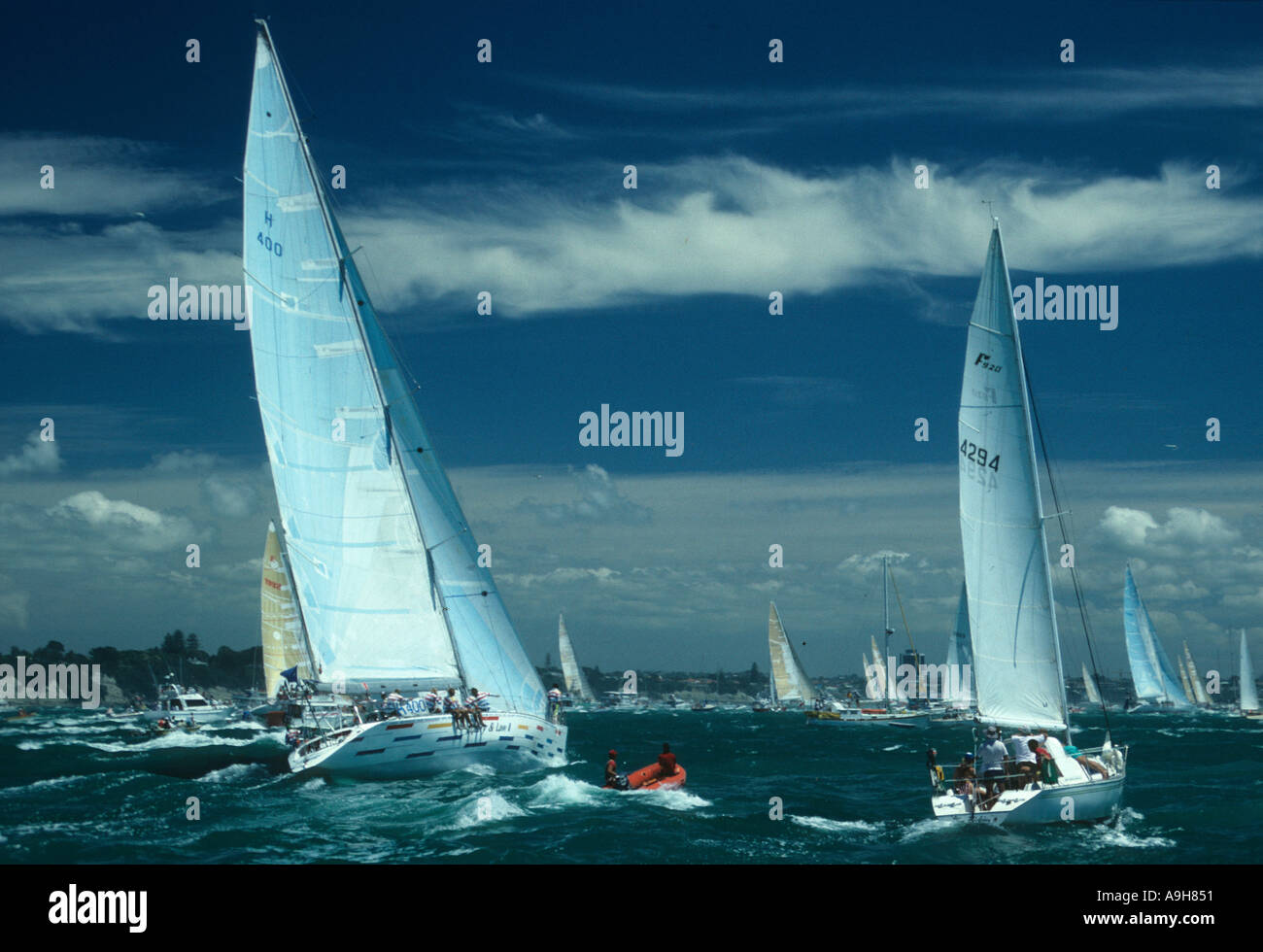 Passatempi Sport Vela massa di barche in mare Whitbread Round gara mondiale Auckland Foto Stock