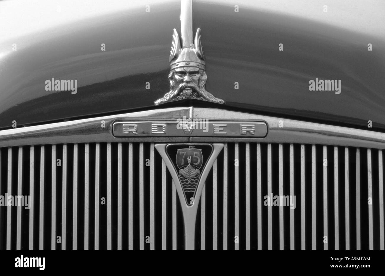 Rover 75 P4. Inglese Il costruttore di auto 1904. Rover auto auto badge marque British maker motif Foto Stock