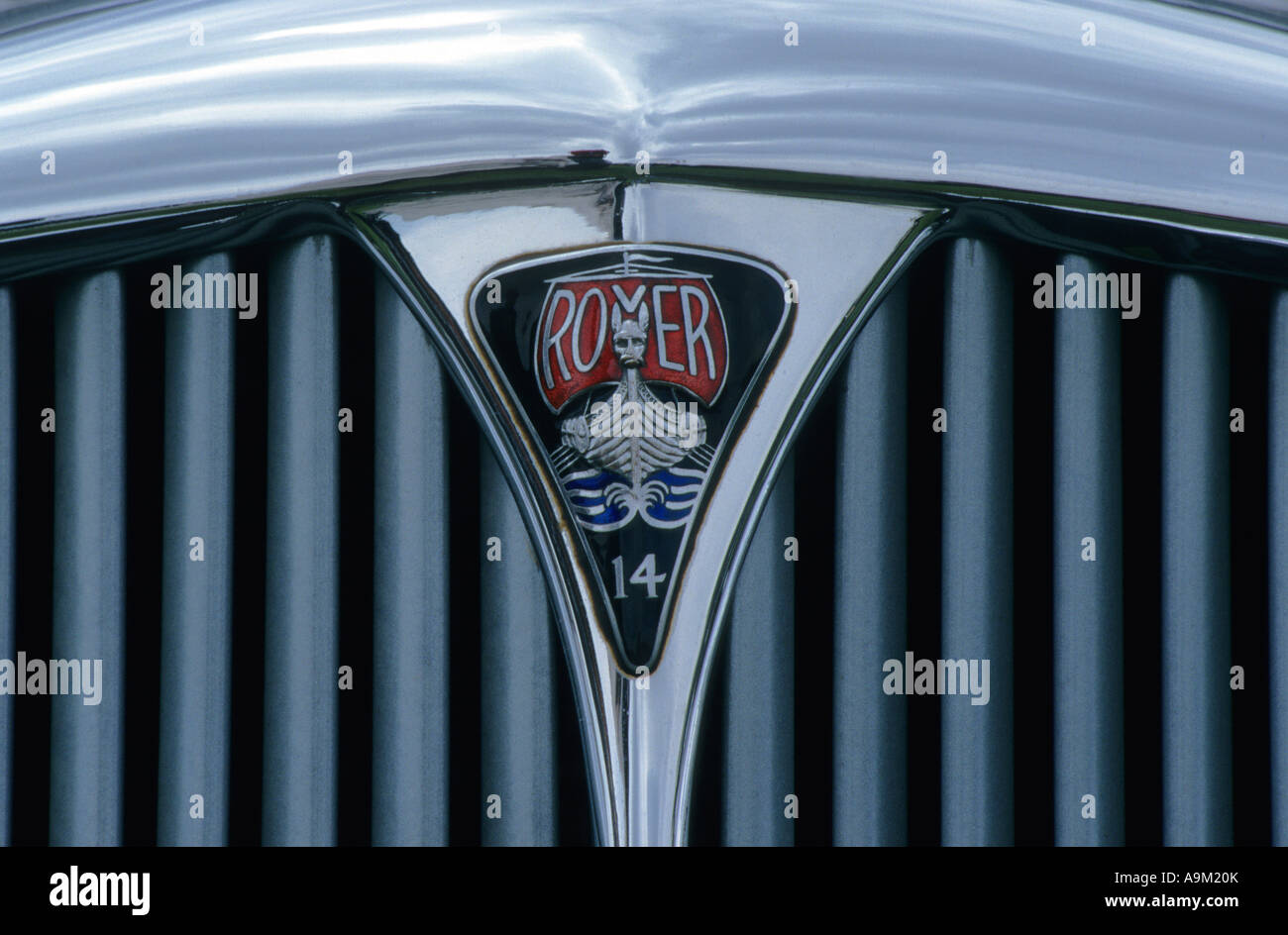 Rover 14HP del 1947. Inglese Il costruttore di auto 1904. Rover auto auto badge marque British maker motif Foto Stock